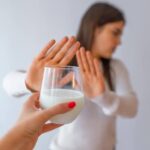 ¿Por qué la leche empieza a caer mal con los años? Las señales que pueden revelar una intolerancia a la lactosa